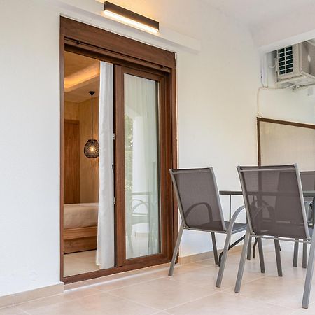 Odyssey Accommodation Pefkochori Exterior foto