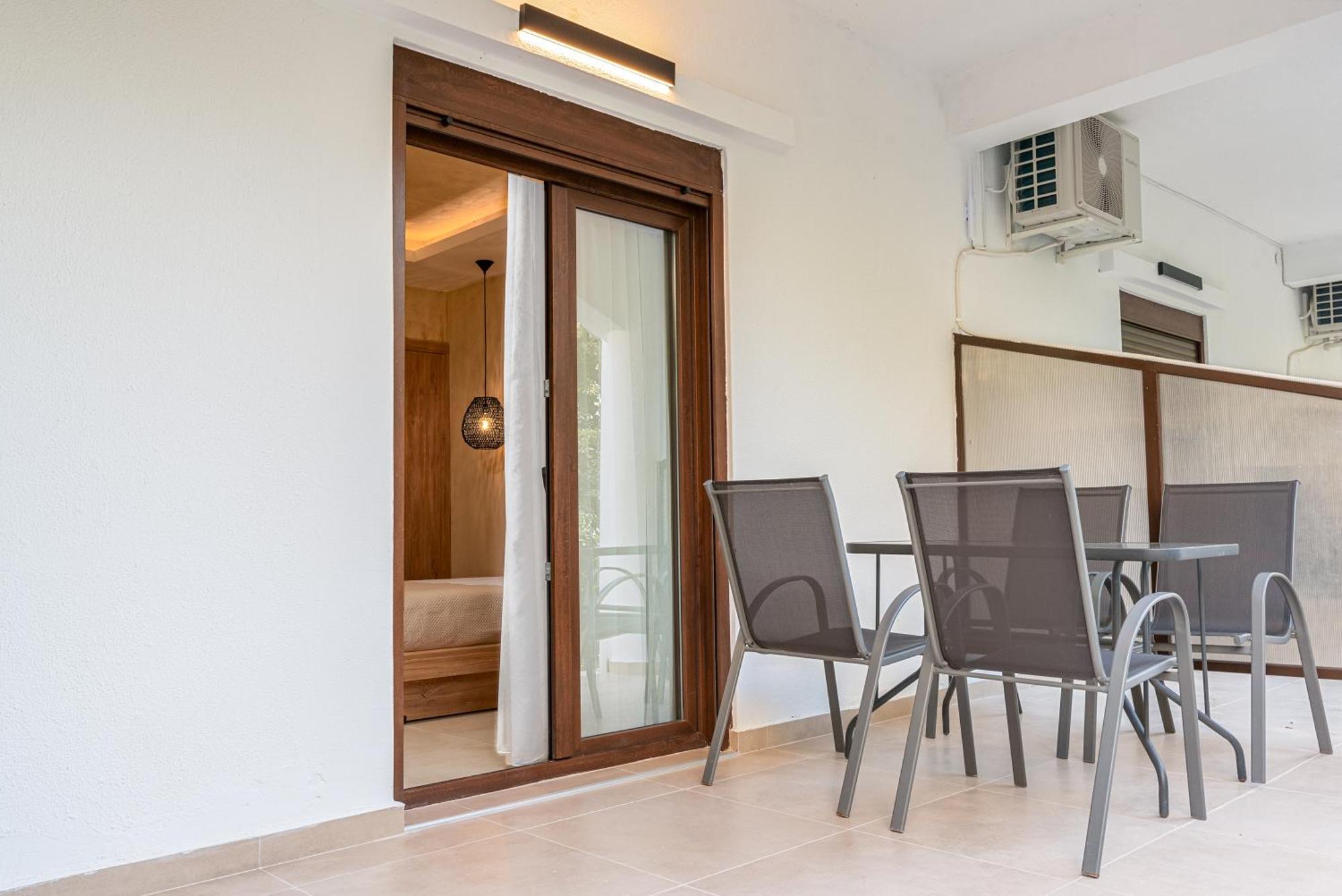 Odyssey Accommodation Pefkochori Exterior foto